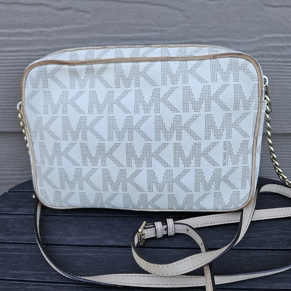 Michael Kors White Fulton Monogram Logo Crossbody Purse Gold Chain Small Bag
